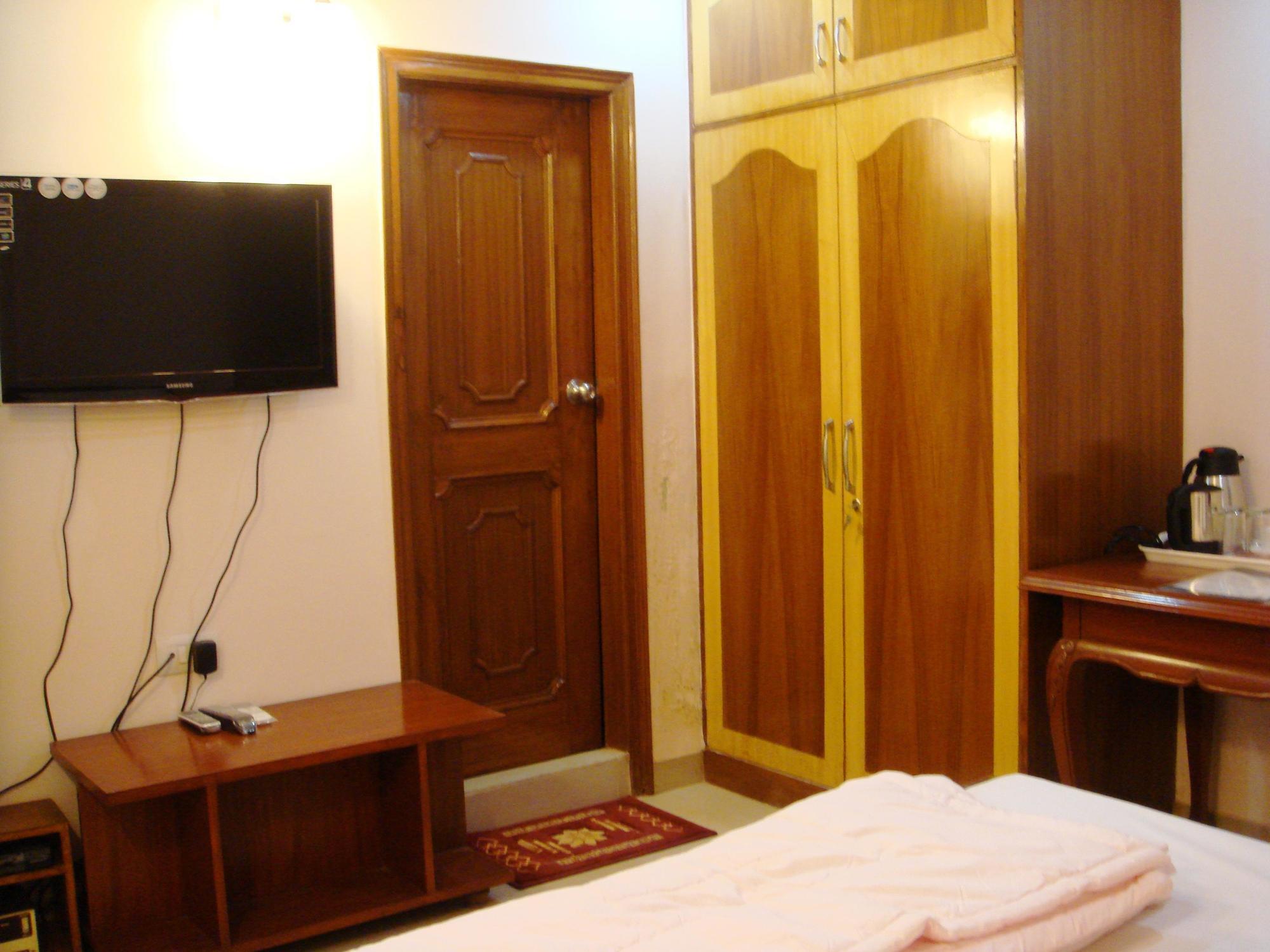 Fabhotel Kashish Residency Sector 26 Noida Zewnętrze zdjęcie
